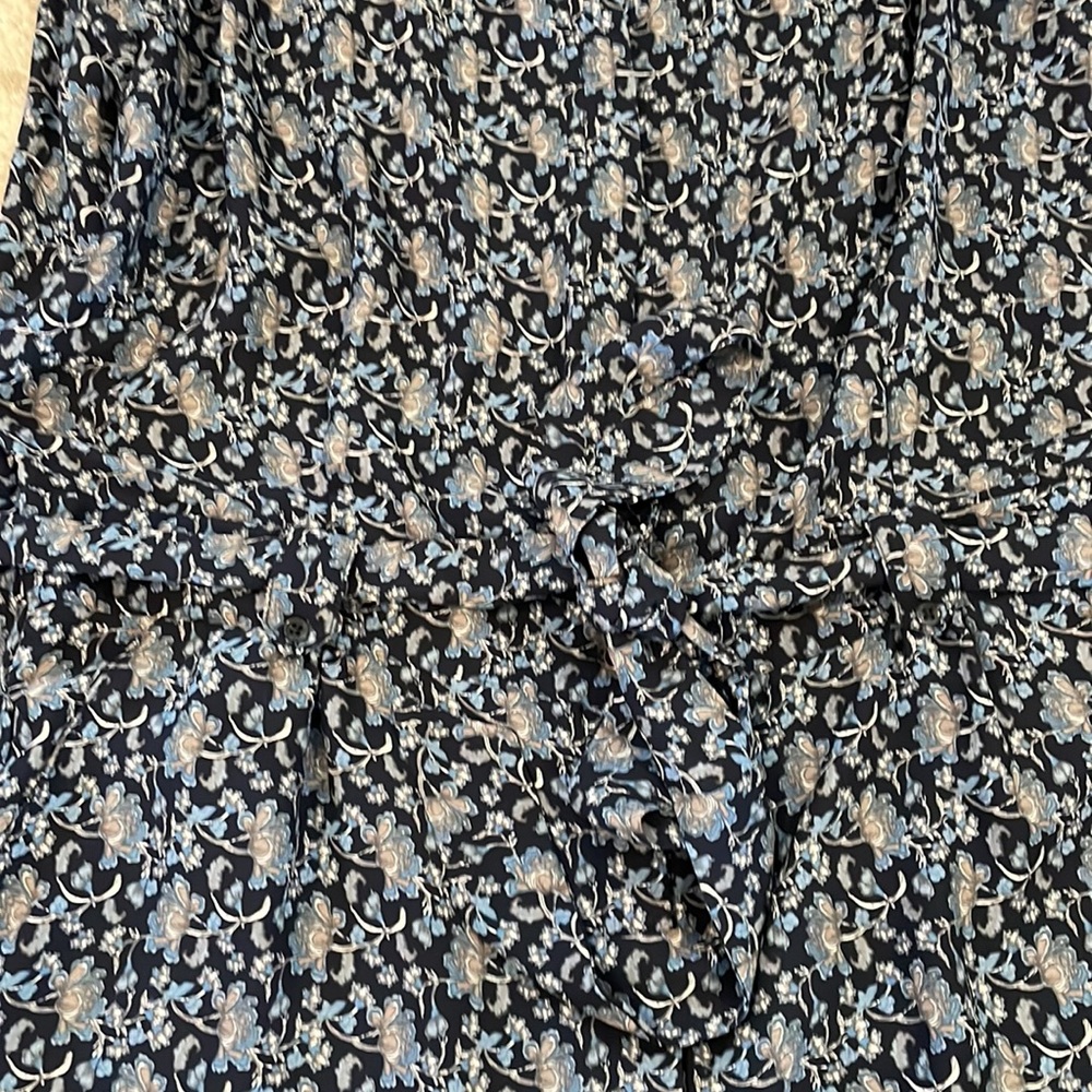 Romper - Picture 2 of 4